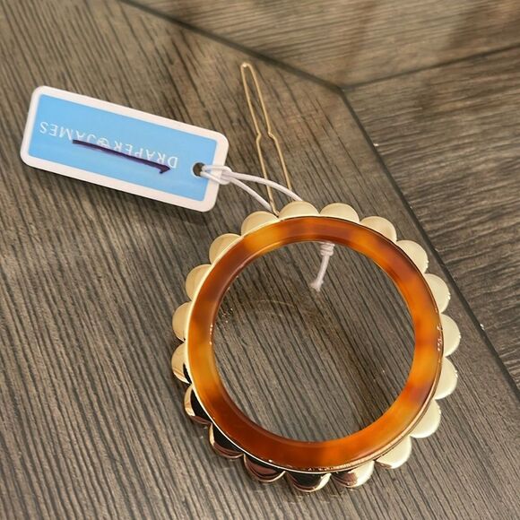 NWT Draper James Hair Barrette Hair Clip Round Flower Shape w/ Tortoise Shell